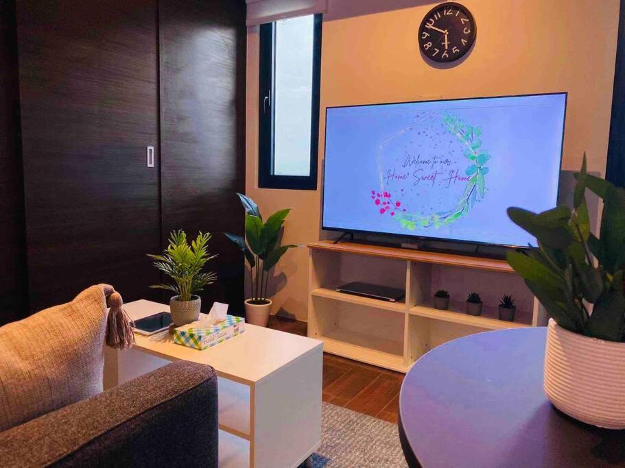 Air Residences Makati - Fully Furnished Condo With Skyline Views! Manila Exterior photo