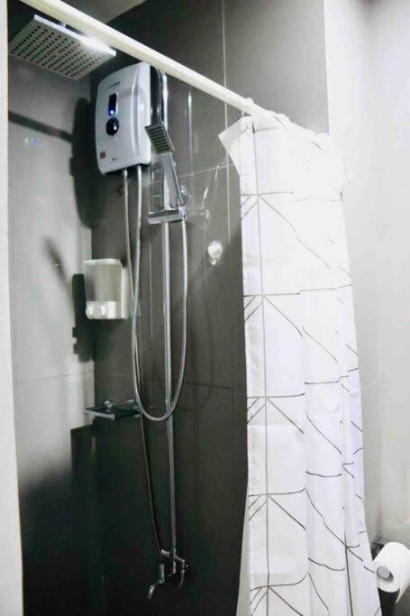 Air Residences Makati - Fully Furnished Condo With Skyline Views! Manila Exterior photo